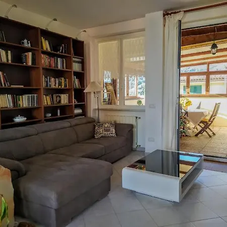 Casa Le Querce Apartment